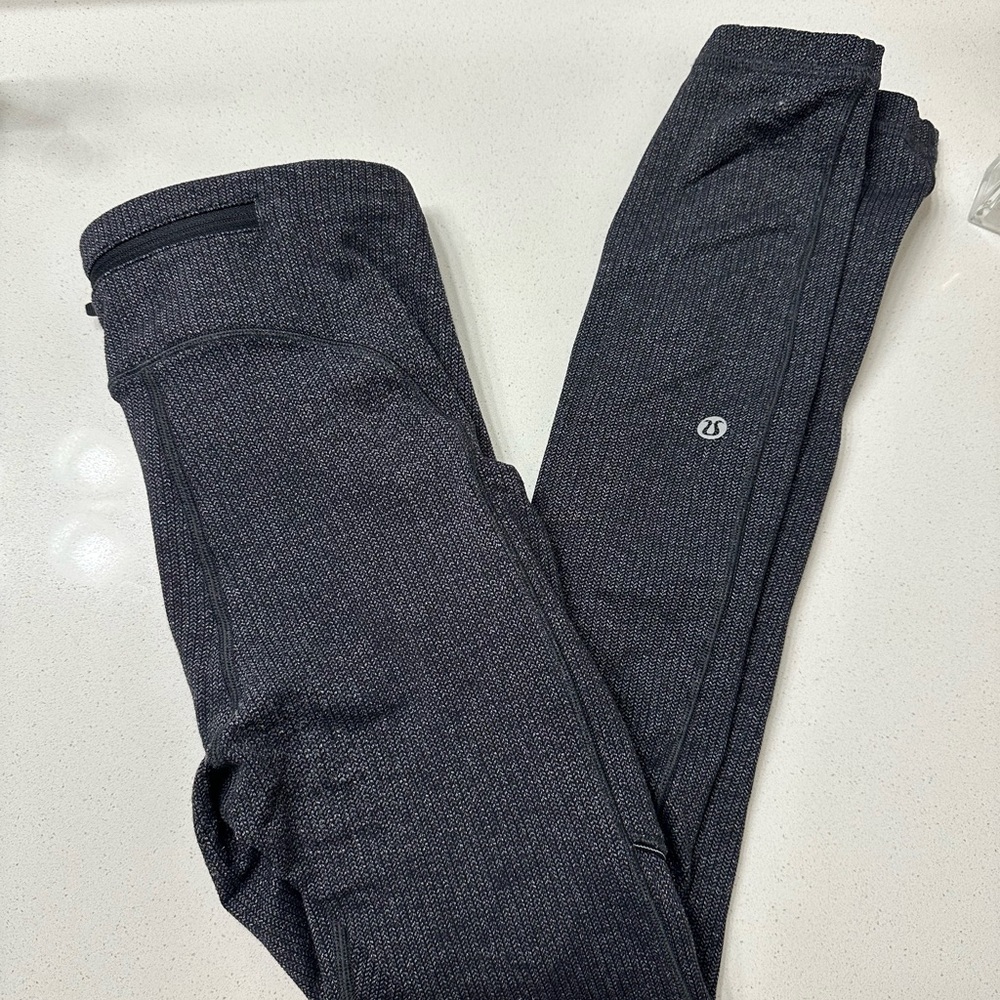 Lululemon Herringbone leggings with pockets